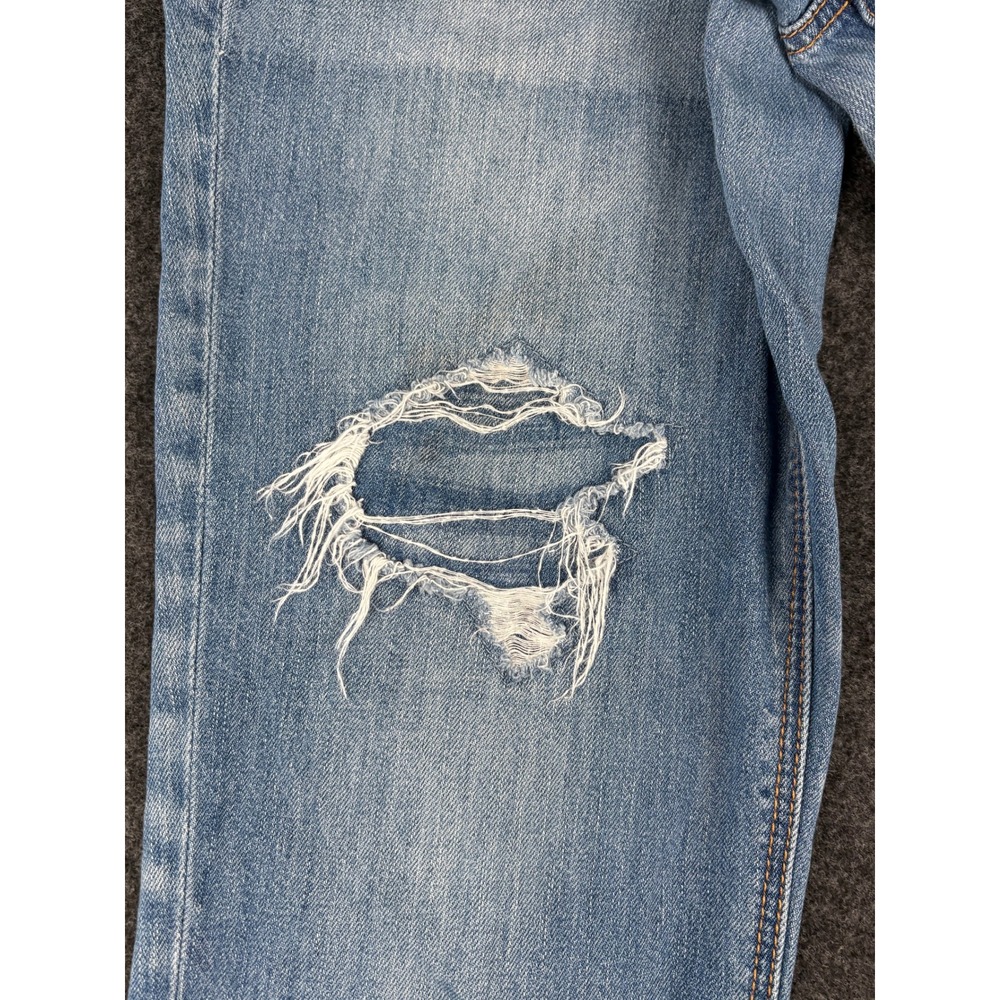 American Eagle Tomgirl Jeans Womens 4 Light Wash Distressed Button Fly Denim‎ - Picture 9 of 11
